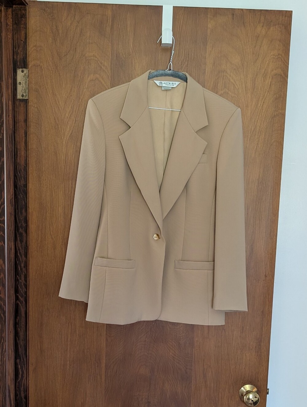 Vintage Austin Reed Women's Single-Button Wool Blazer Gold Buttons Size 6